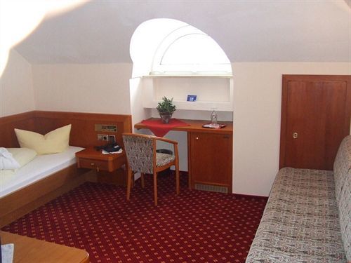 Parkhotel Bad Faulenbach Hotel
